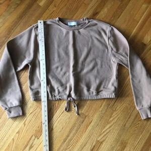 Urban Nations crop top
